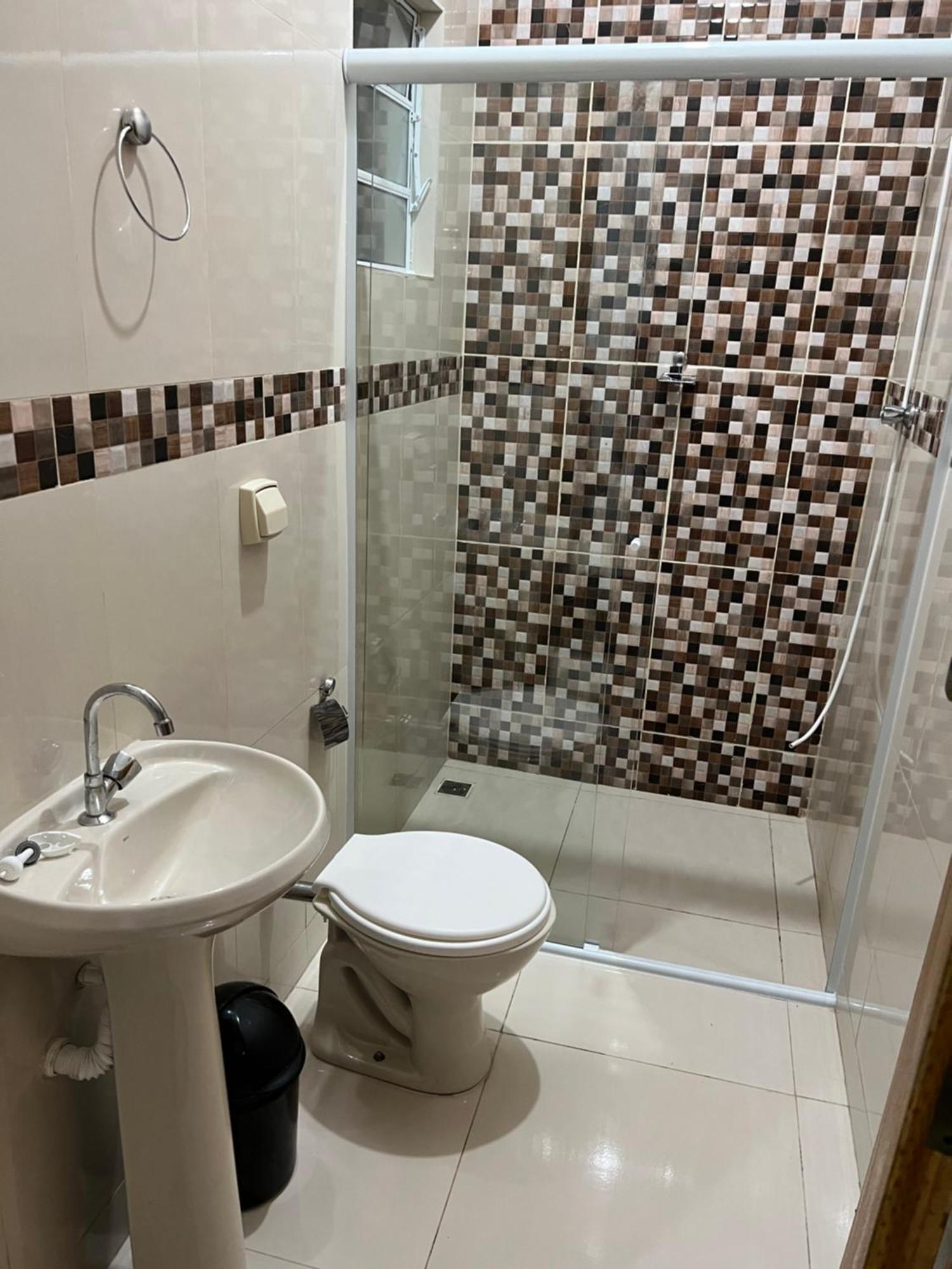 Apto Terreo Mae Aparecida 8 Pessoas 3km Do Santuario Com Wifi ,ar Condicionado Nos Quartos Apartment